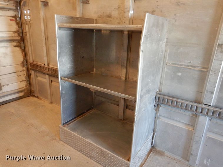 image for item IO9336 2007 Freightliner MT55  delivery truck