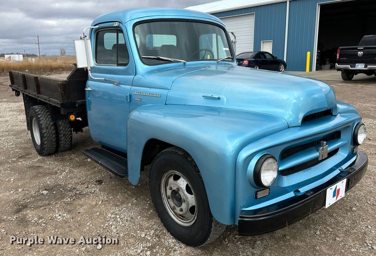 image for item JD9614 1953 International R130  dump flatbed truck