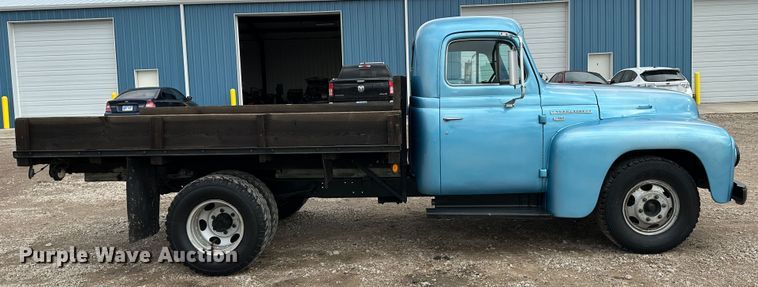 image for item JD9614 1953 International R130  dump flatbed truck
