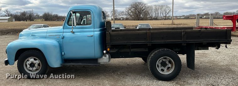 image for item JD9614 1953 International R130  dump flatbed truck