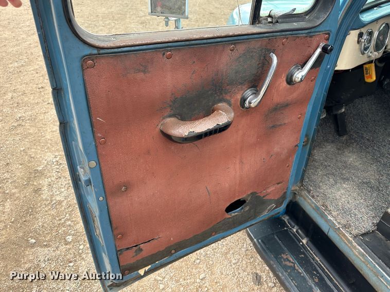 image for item JD9614 1953 International R130  dump flatbed truck