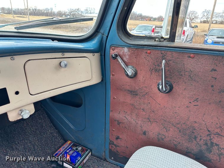 image for item JD9614 1953 International R130  dump flatbed truck