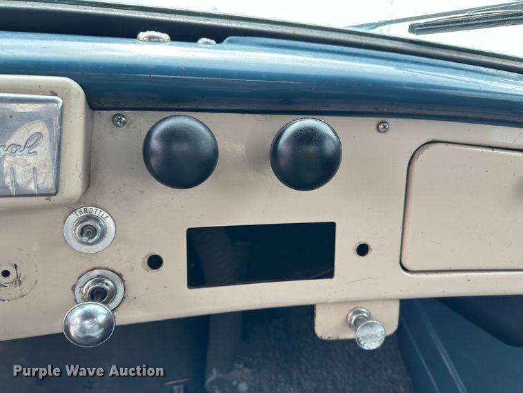 image for item JD9614 1953 International R130  dump flatbed truck