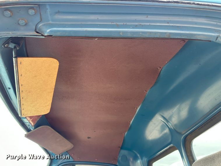 image for item JD9614 1953 International R130  dump flatbed truck