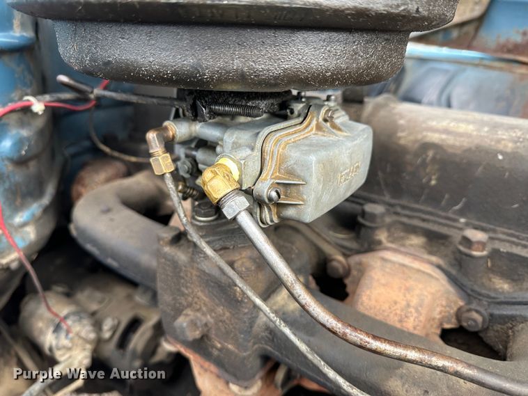 image for item JD9614 1953 International R130  dump flatbed truck