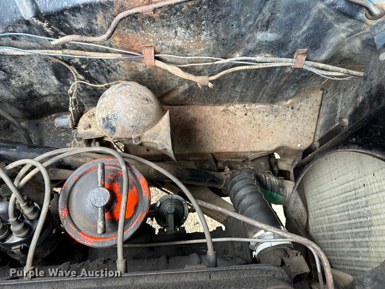 image for item JD9614 1953 International R130  dump flatbed truck