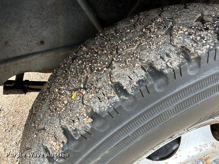 image for item JD9614 1953 International R130  dump flatbed truck