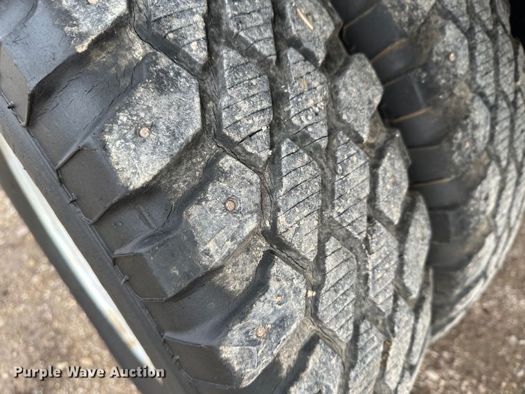 image for item JD9614 1953 International R130  dump flatbed truck