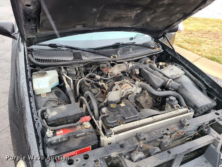 image for item JG9575 2011 Lincoln Town Car Executive L