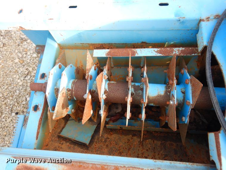 image for item JQ9916 Goossen  bale chopper