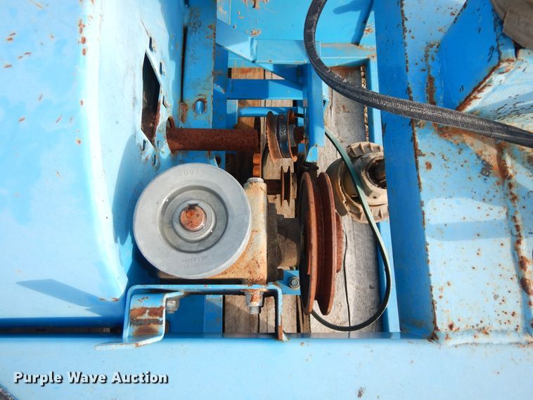 image for item JQ9916 Goossen  bale chopper