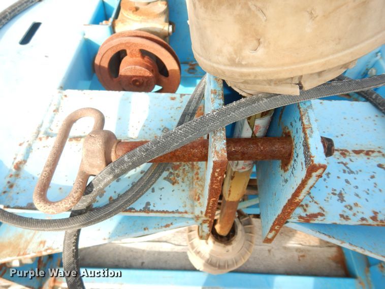 image for item JQ9916 Goossen  bale chopper