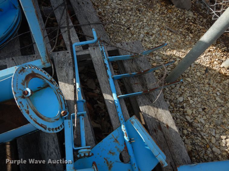 image for item JQ9916 Goossen  bale chopper