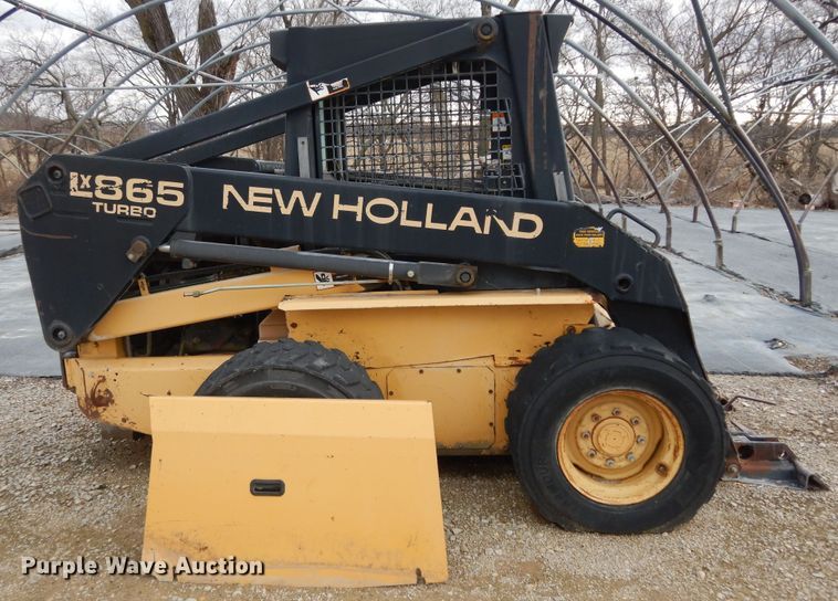 image for item JQ9917 1996 New Holland LX865  skid steer loader