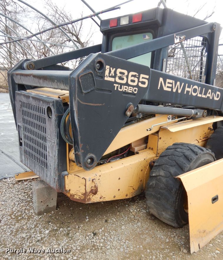 image for item JQ9917 1996 New Holland LX865  skid steer loader