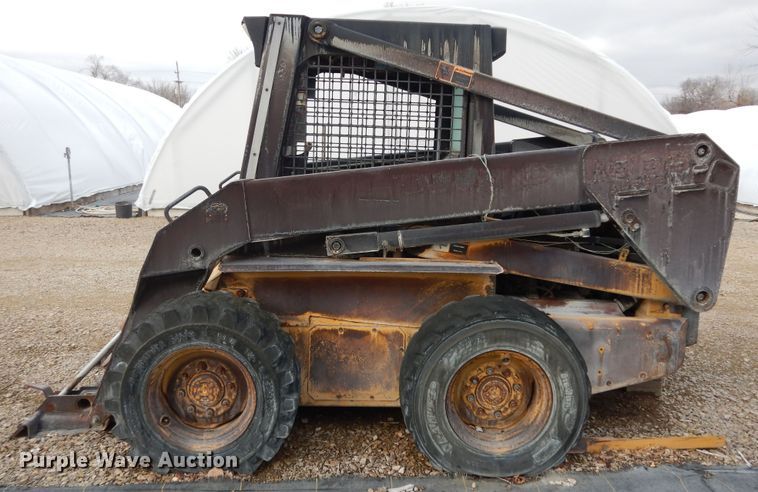 image for item JQ9917 1996 New Holland LX865  skid steer loader