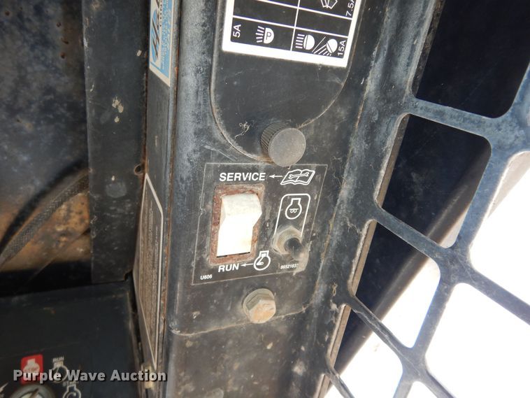 image for item JQ9917 1996 New Holland LX865  skid steer loader