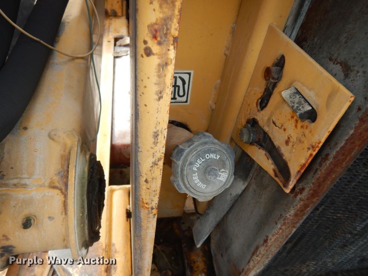 image for item JQ9917 1996 New Holland LX865  skid steer loader