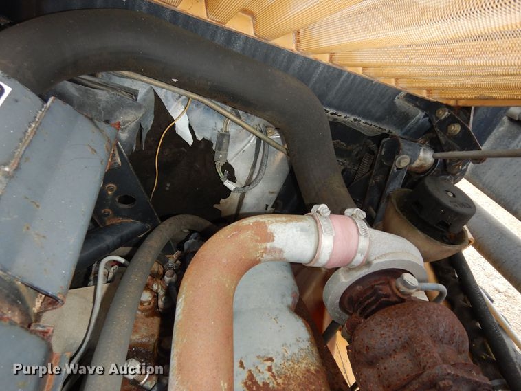 image for item JQ9917 1996 New Holland LX865  skid steer loader