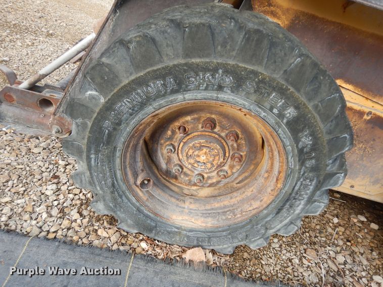 image for item JQ9917 1996 New Holland LX865  skid steer loader