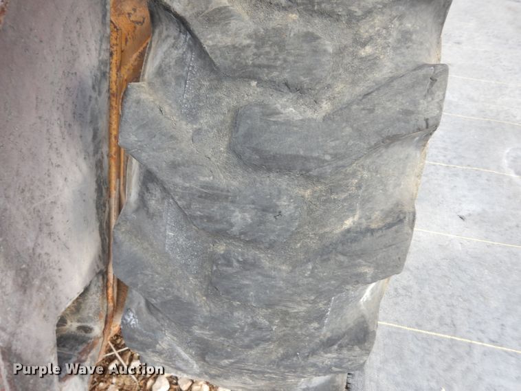 image for item JQ9917 1996 New Holland LX865  skid steer loader