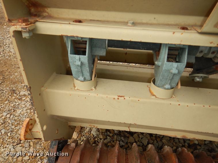 image for item JQ9918 Land Pride  seeder