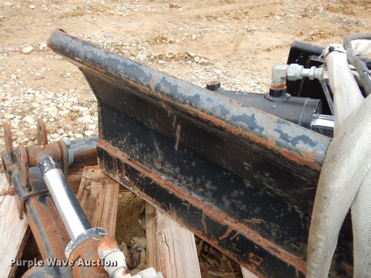 image for item JQ9920 (2) skid steer attachments