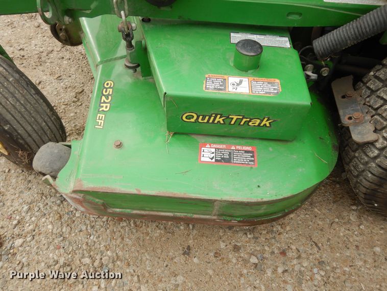 image for item JQ9923 2015 John Deere 652R  ZTR lawn mower