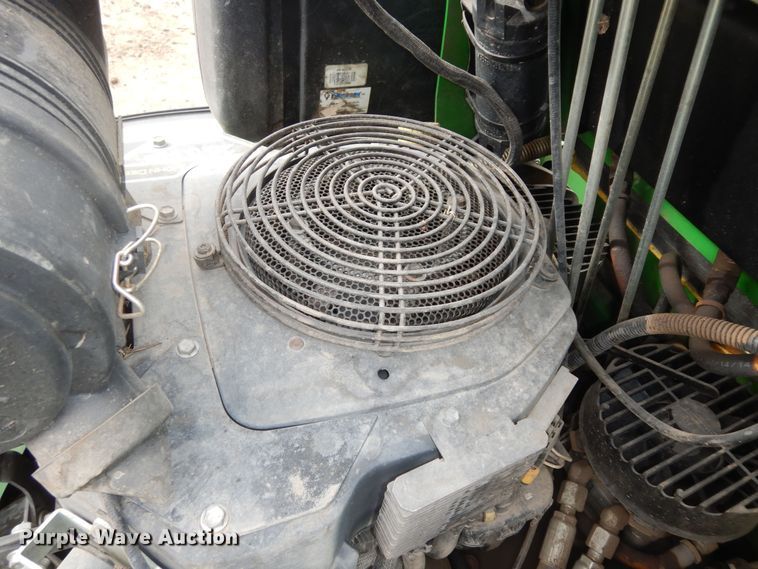 image for item JQ9923 2015 John Deere 652R  ZTR lawn mower