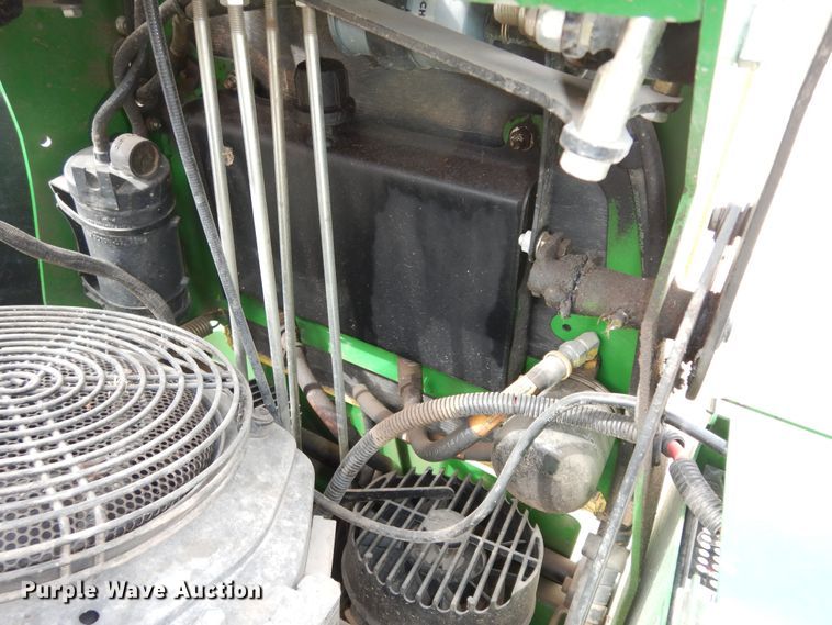 image for item JQ9923 2015 John Deere 652R  ZTR lawn mower