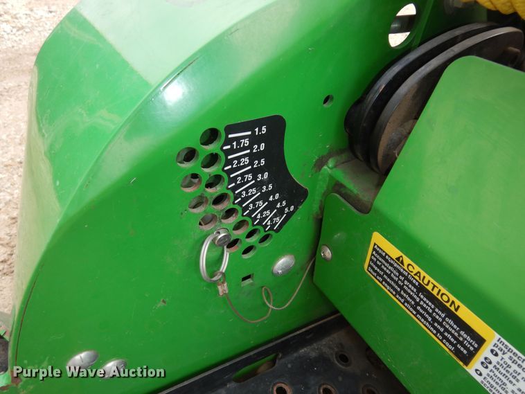 image for item JQ9923 2015 John Deere 652R  ZTR lawn mower