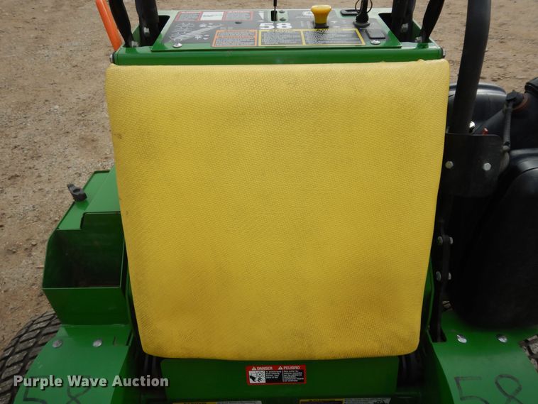 image for item JQ9923 2015 John Deere 652R  ZTR lawn mower