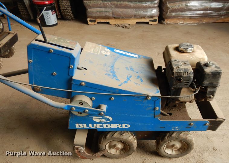 image for item JQ9924 (2) Bluebird sod cutters