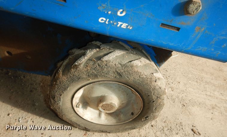 image for item JQ9924 (2) Bluebird sod cutters