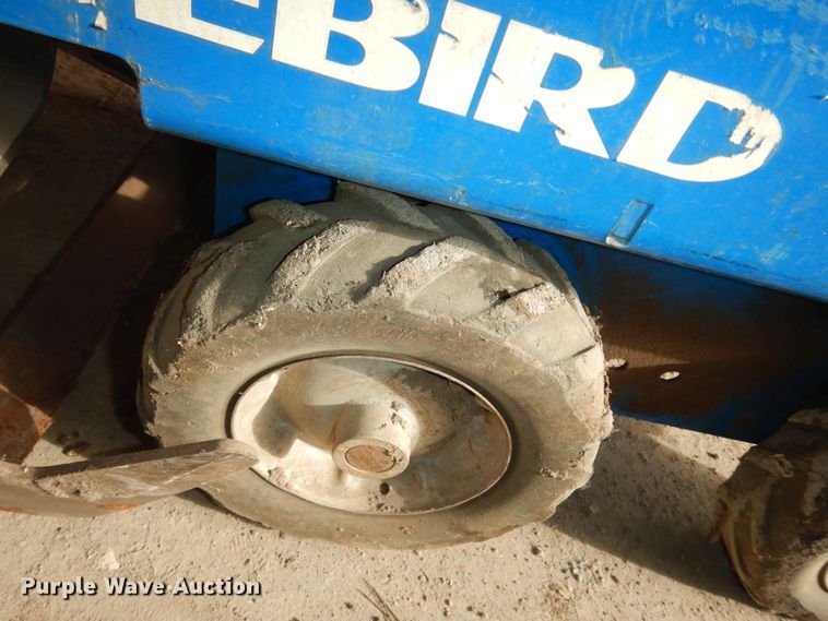 image for item JQ9924 (2) Bluebird sod cutters