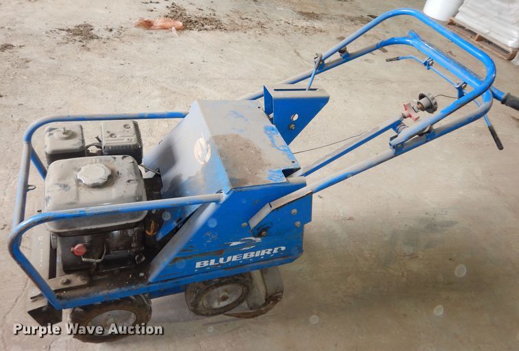 image for item JQ9924 (2) Bluebird sod cutters