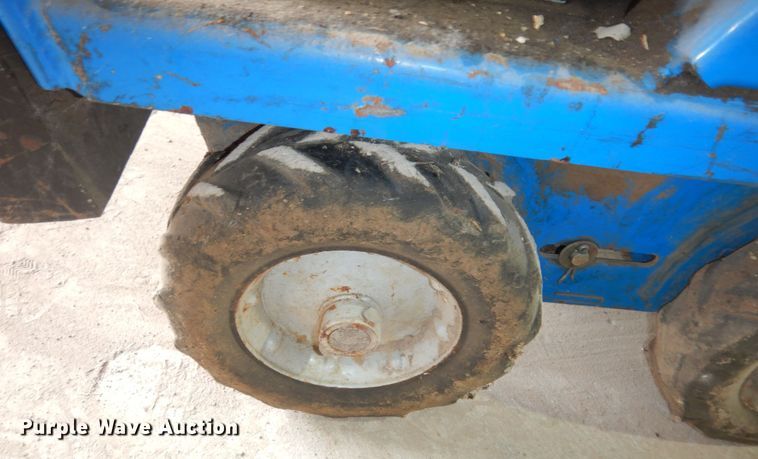 image for item JQ9924 (2) Bluebird sod cutters