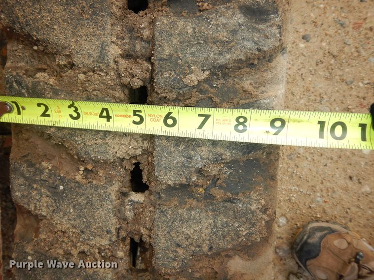 image for item JQ9926 2010 Ditch Witch SK650  compact utility loader