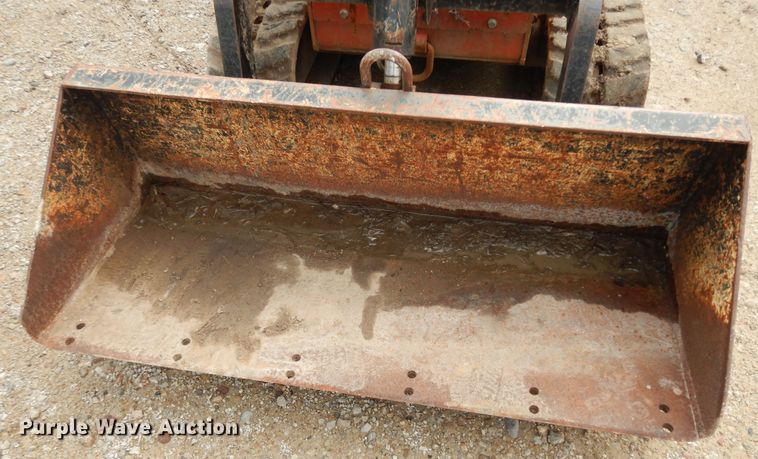 image for item JQ9926 2010 Ditch Witch SK650  compact utility loader