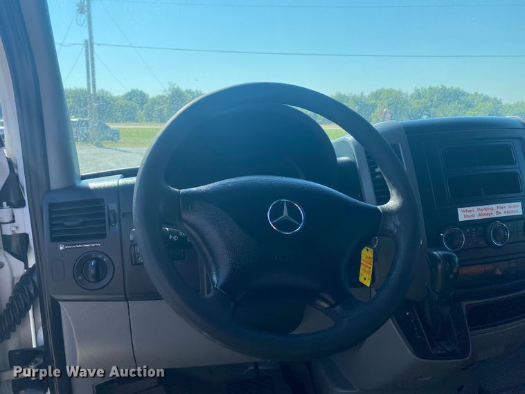 image for item JU9275 2012 Mercedes Benz Sprinter 2500  van