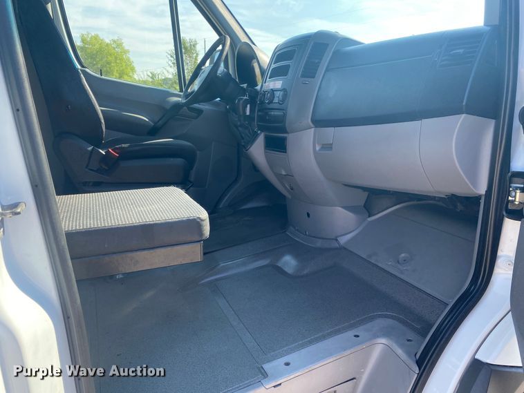 image for item JU9275 2012 Mercedes Benz Sprinter 2500  van