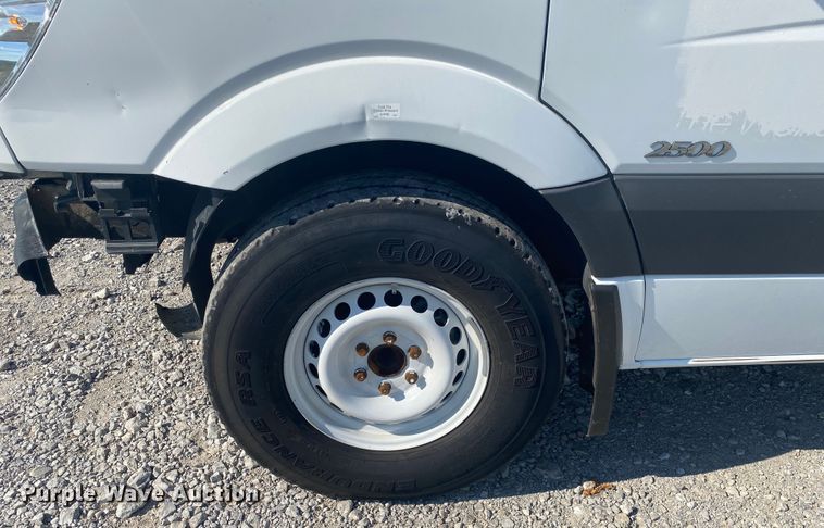 image for item JU9275 2012 Mercedes Benz Sprinter 2500  van