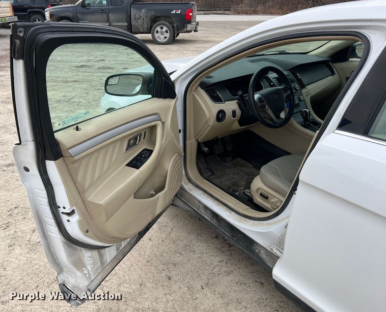 image for item JU9658 2013 Ford Taurus  Sedan