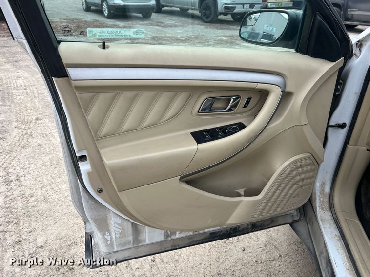 image for item JU9658 2013 Ford Taurus  Sedan