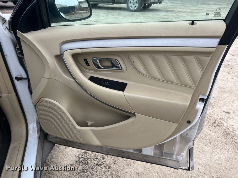 image for item JU9658 2013 Ford Taurus  Sedan