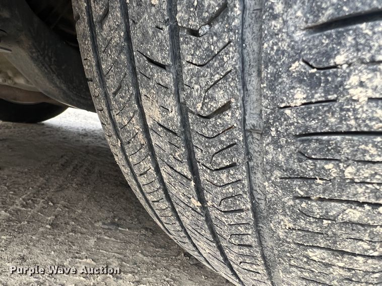 image for item JU9658 2013 Ford Taurus  Sedan