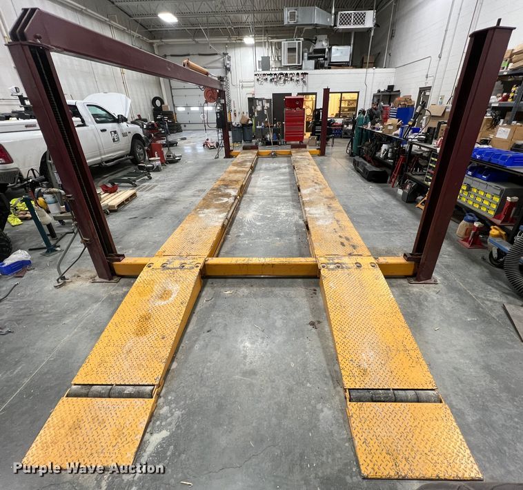 image for item JU9676 Mohawk TR-25A  four post automotive lift