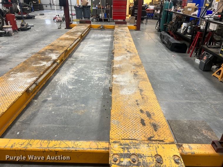 image for item JU9676 Mohawk TR-25A  four post automotive lift