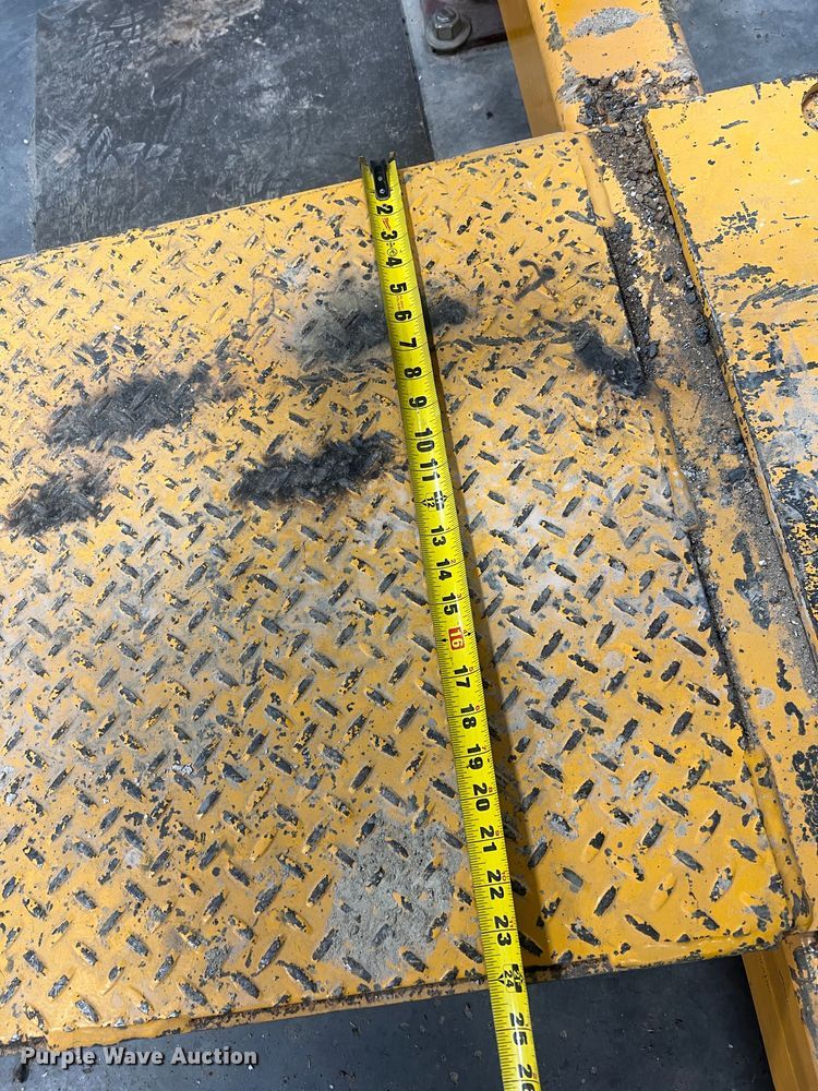 image for item JU9676 Mohawk TR-25A  four post automotive lift