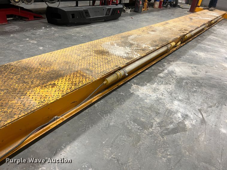 image for item JU9676 Mohawk TR-25A  four post automotive lift